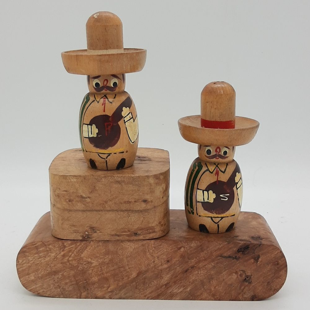 MARIATCHE Dudes Salt and Pepper Shakers